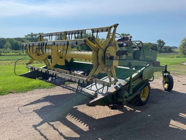 Image of John Deere 800 equipment image 4
