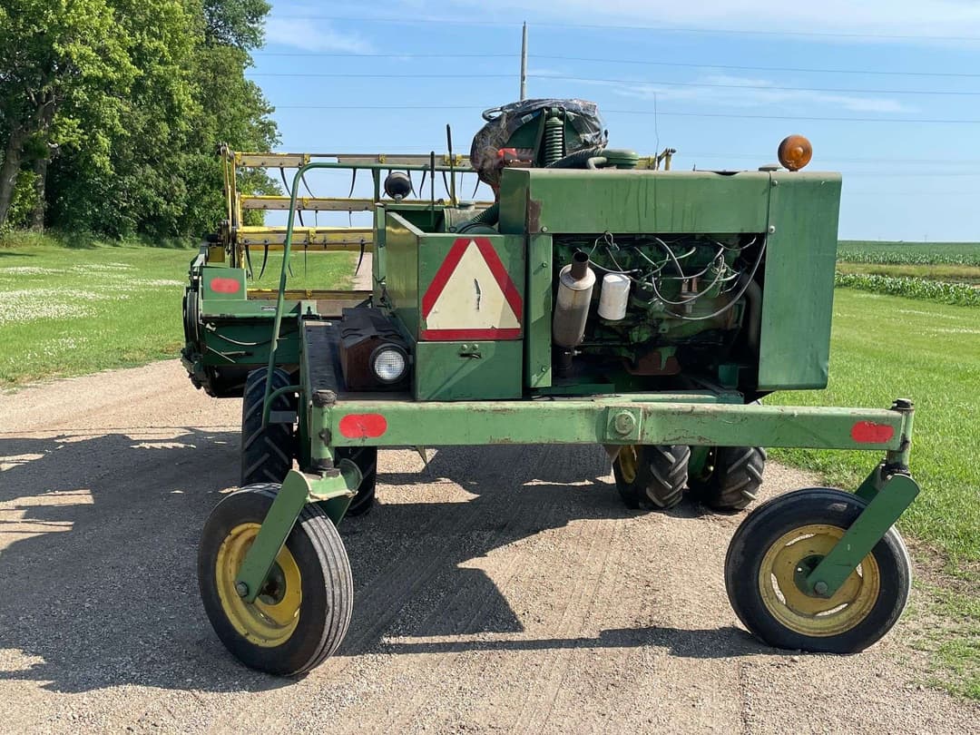 Image of John Deere 800 Primary image