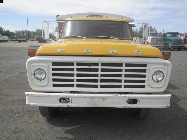 Image of Ford F-600 equipment image 1