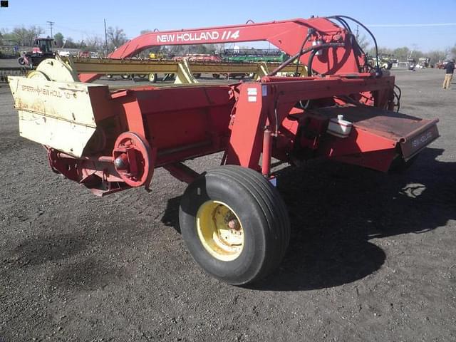Image of New Holland 114 equipment image 3