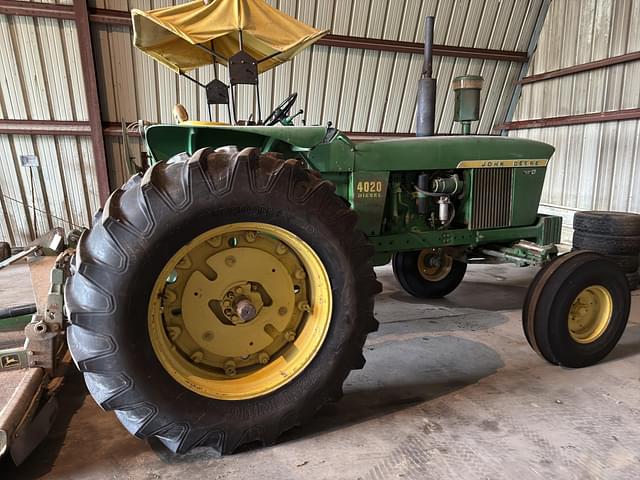 Image of John Deere 4020 equipment image 3