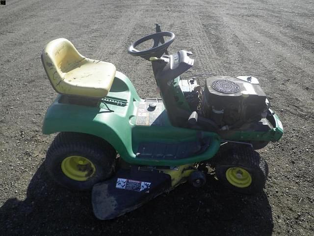 Image of John Deere LT155 equipment image 3