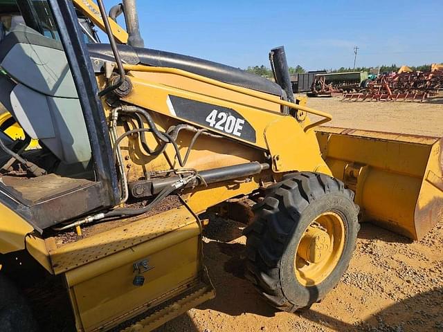 Image of Caterpillar 420E equipment image 4