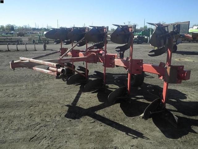 Image of Case IH 165 equipment image 4