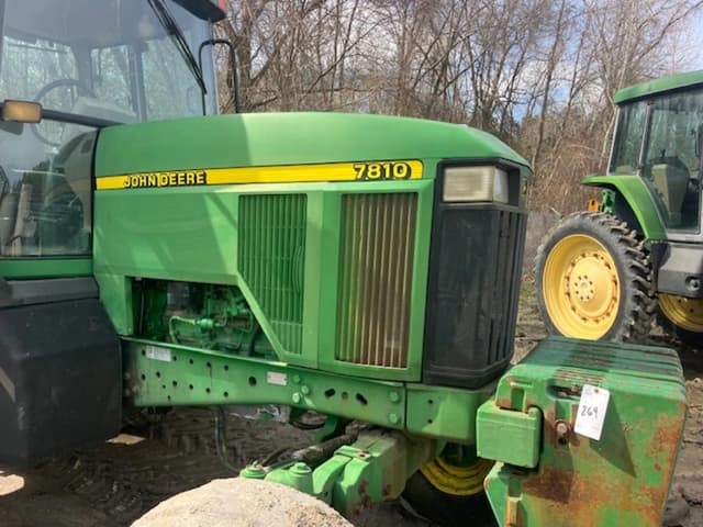 Image of John Deere 7810 equipment image 2