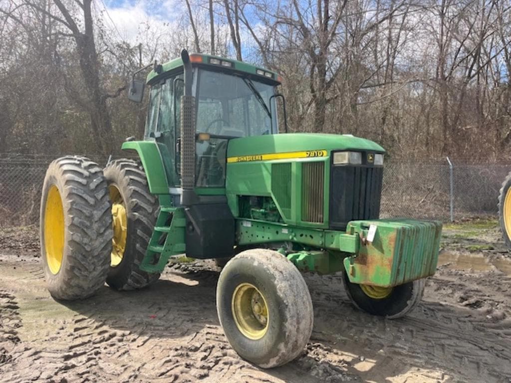 Image of John Deere 7810 Primary image