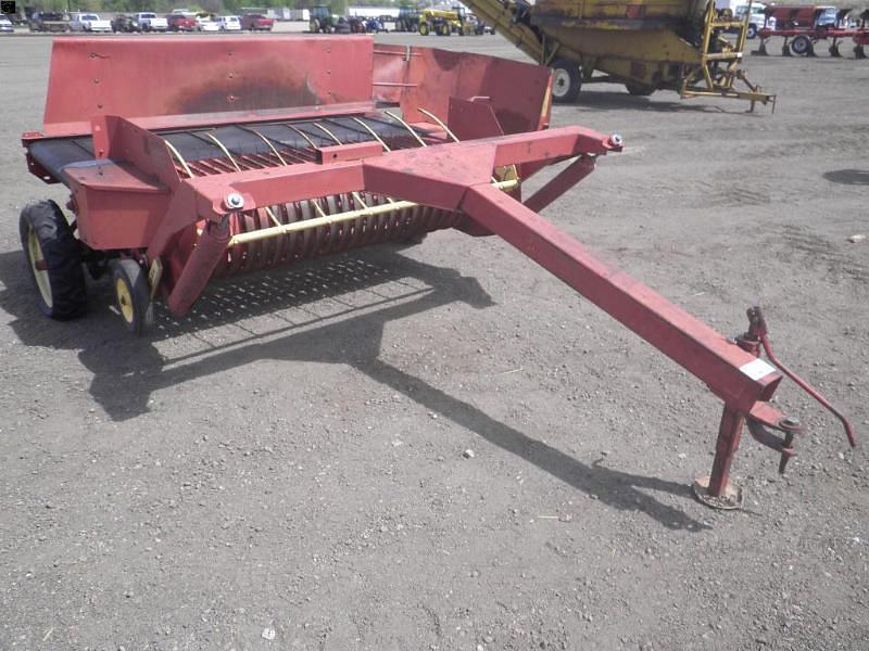 Image of New Holland 166 Primary image