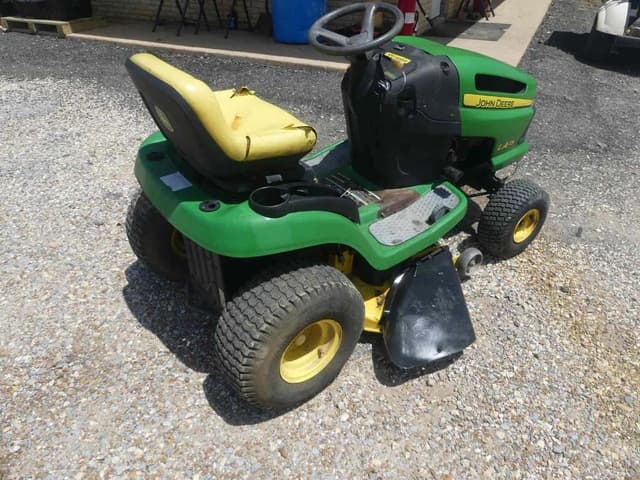 Image of John Deere LA115 equipment image 2