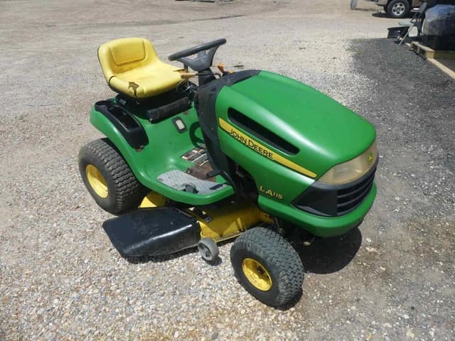 Image of John Deere LA115 equipment image 1