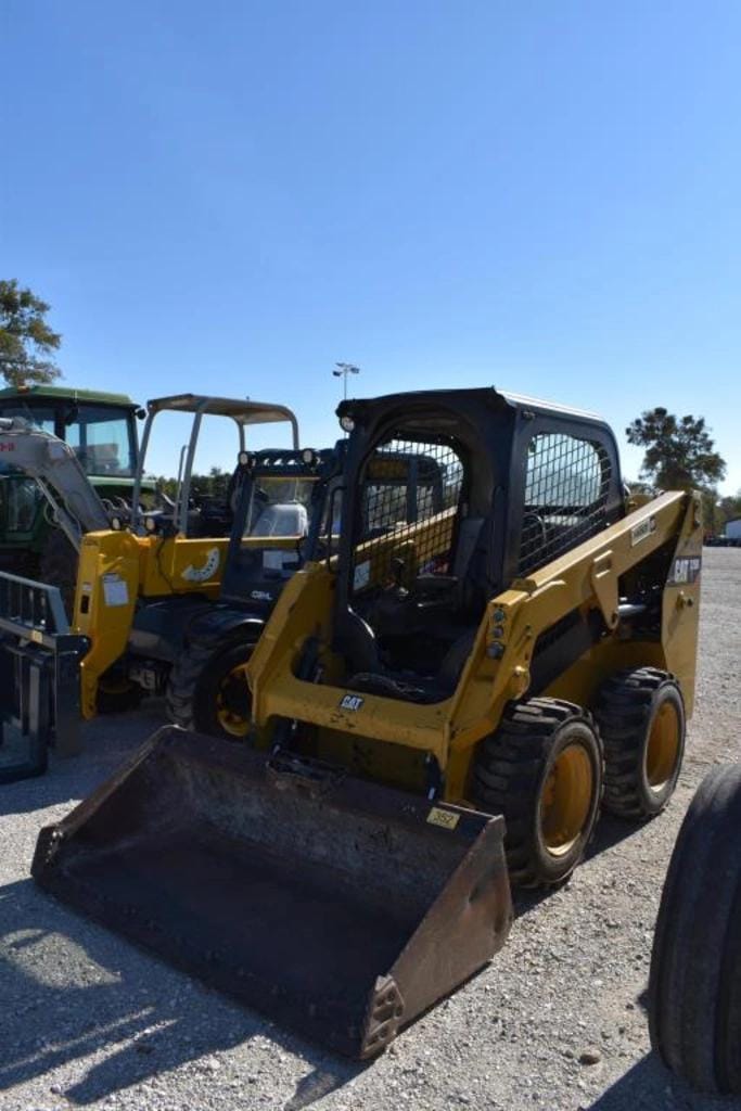 Caterpillar 226D Equipment Image0