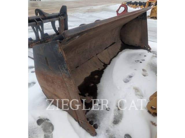 Image of Caterpillar Wheel Loader Bucket equipment image 2