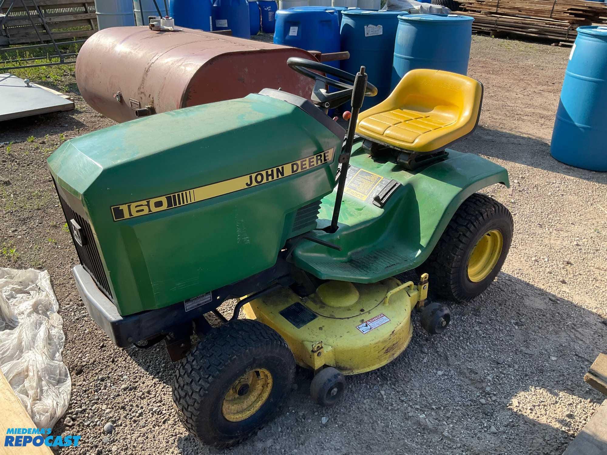 Main image John Deere 160