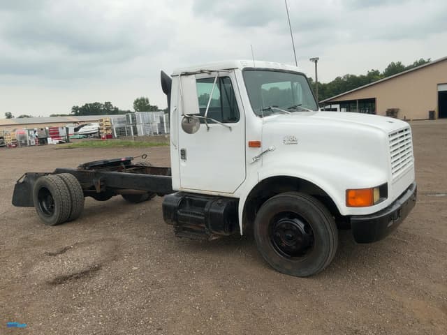 Image of International 4700 equipment image 1