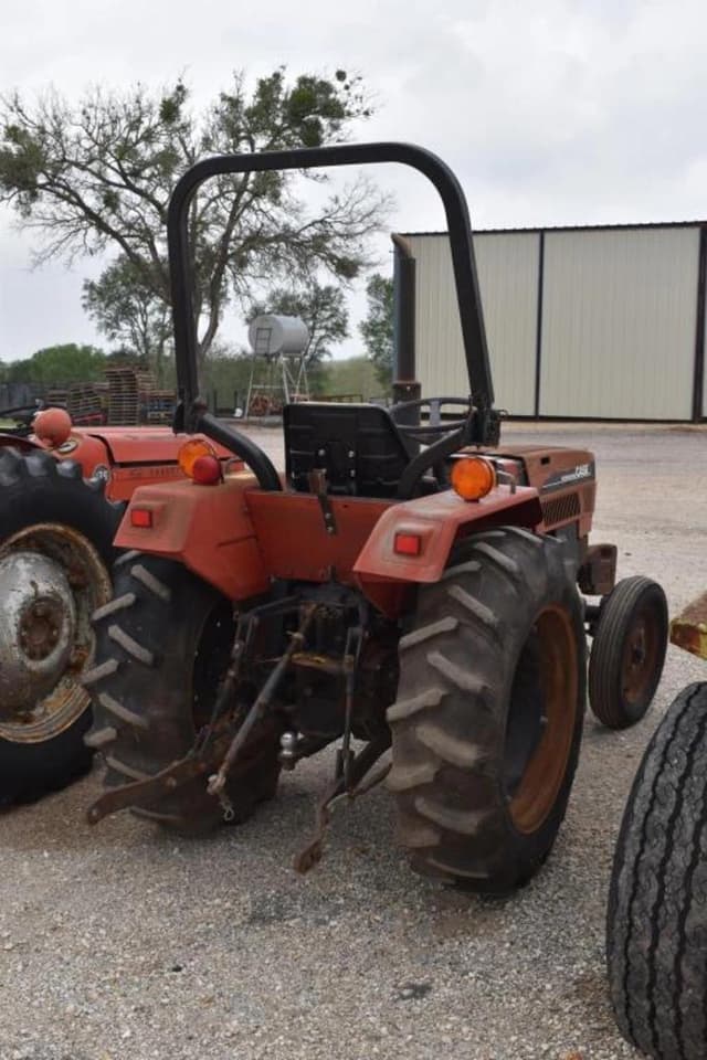 Image of Case IH 255 equipment image 2