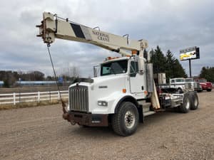 2003 Kenworth T800 Image