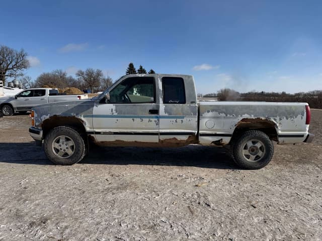 Image of Chevrolet 1500 equipment image 1