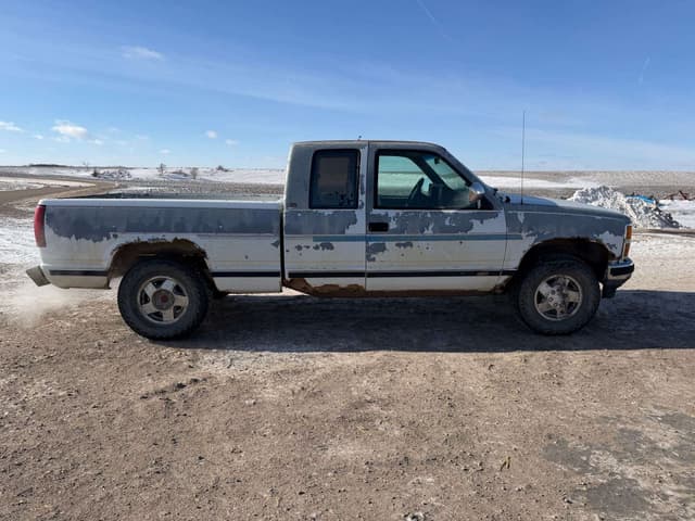 Image of Chevrolet 1500 equipment image 4