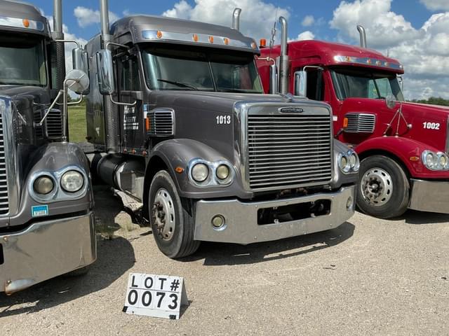 Image of Freightliner Coronado 132 equipment image 4