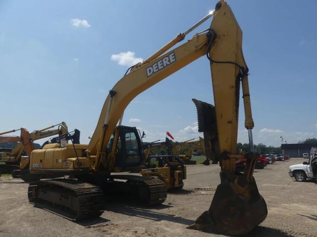 Image of John Deere 270CLC equipment image 2