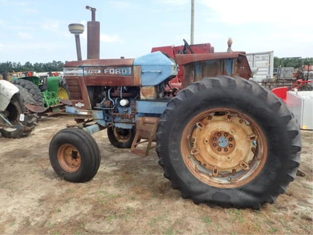 Main image Ford 7700