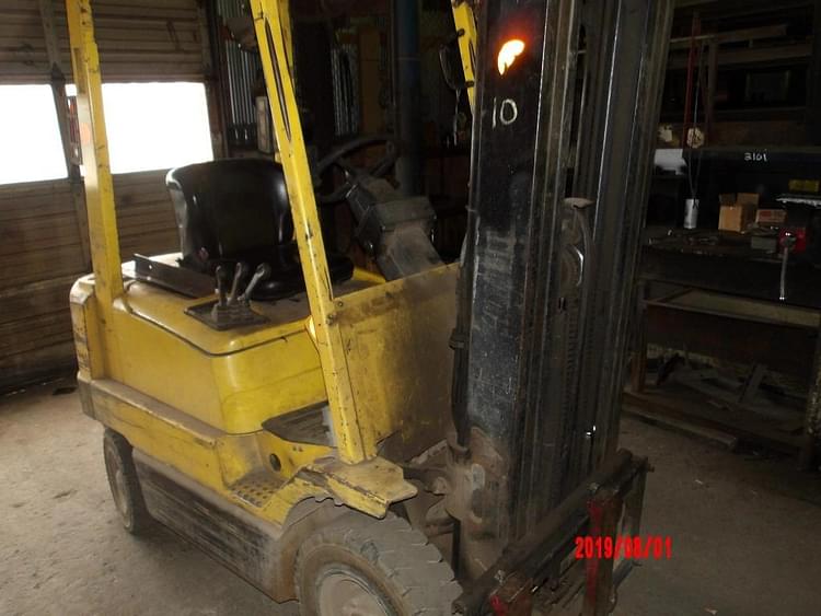 Hyster H35XM Equipment Image0
