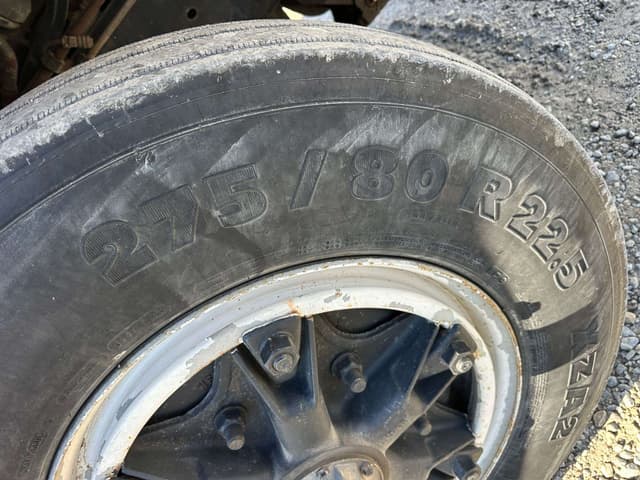 Image of Ford Louisville equipment image 3