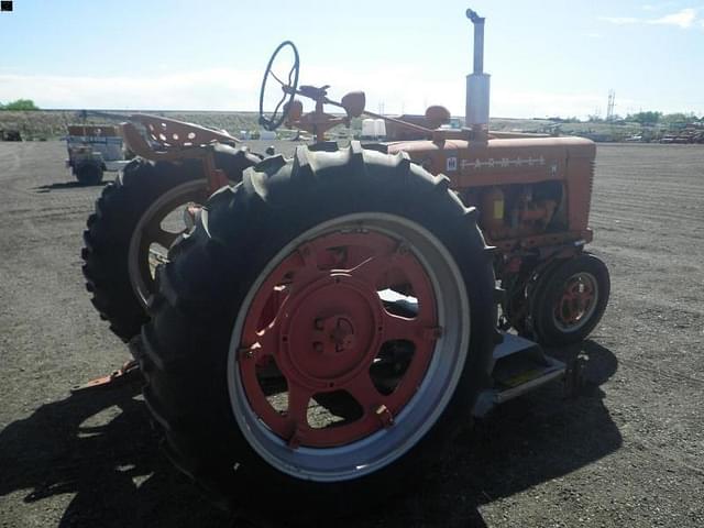 Image of Farmall H equipment image 4
