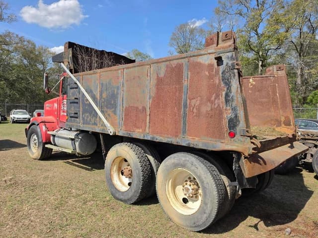 Image of Western Star 4864F equipment image 2