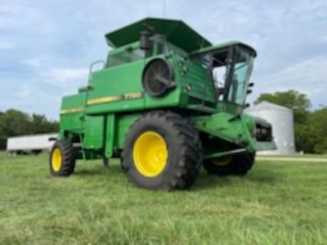 Image of John Deere 7720 equipment image 2