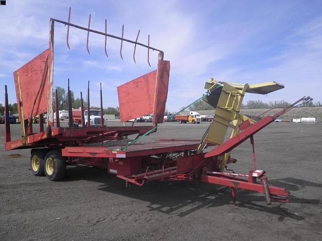 Image of New Holland 1033 equipment image 1