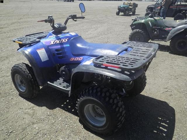 Image of Polaris 300 equipment image 3