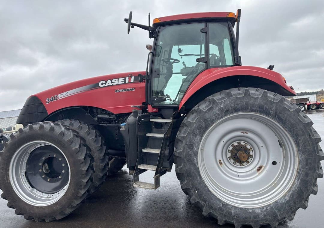 Image of Case IH Magnum 340 Primary image