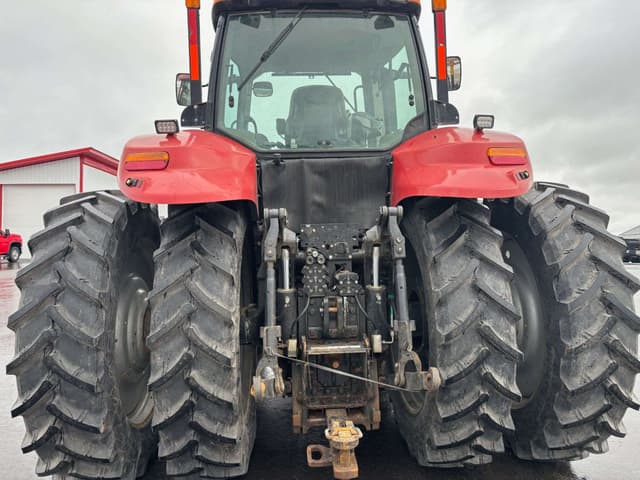 Image of Case IH Magnum 340 equipment image 3