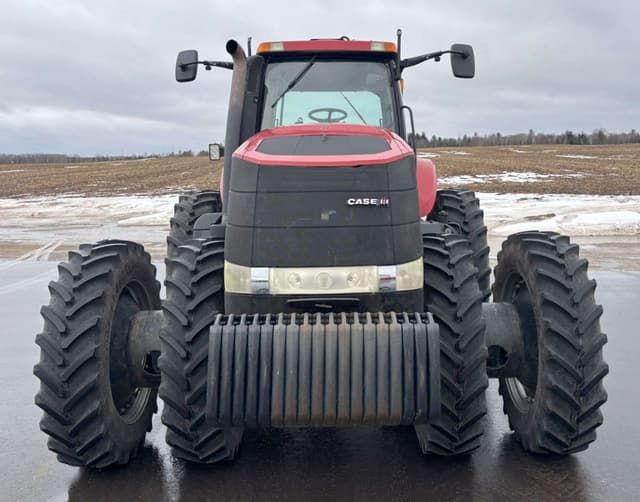 Image of Case IH Magnum 340 equipment image 1