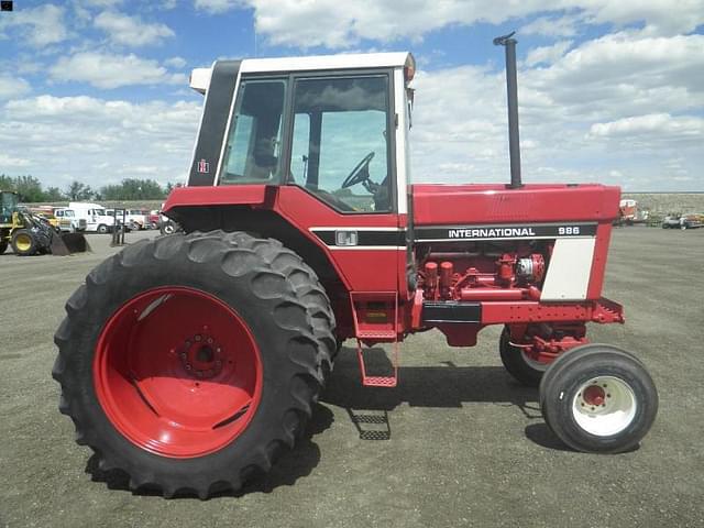 Image of International Harvester 986 equipment image 3