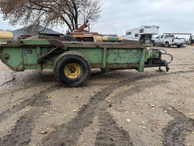 Image of John Deere 450 equipment image 1