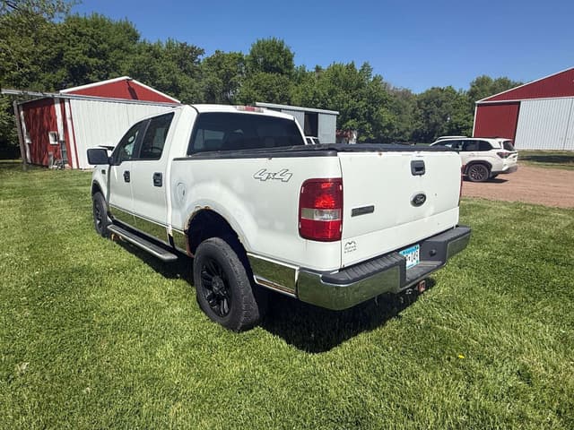 Image of Ford F-150 equipment image 4