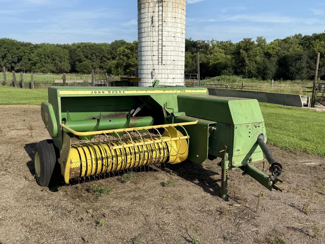 Image of John Deere 336 Primary image