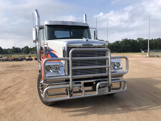 Image of Freightliner Coronado equipment image 3