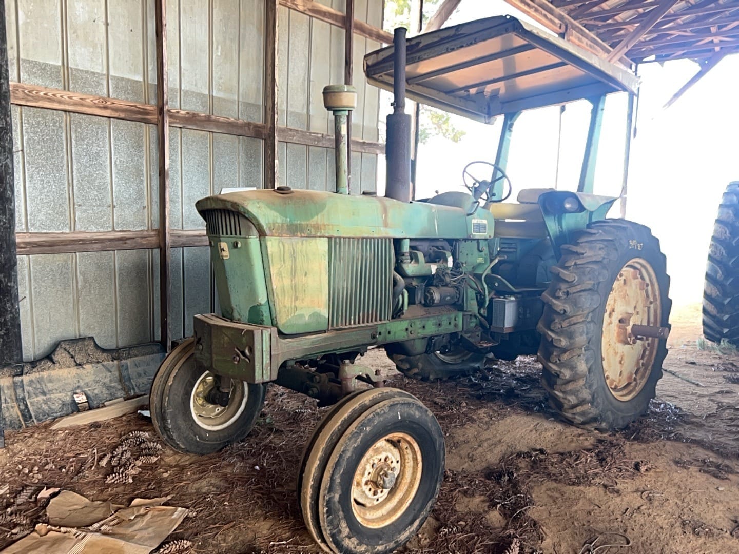 John Deere 3020 Equipment Image0