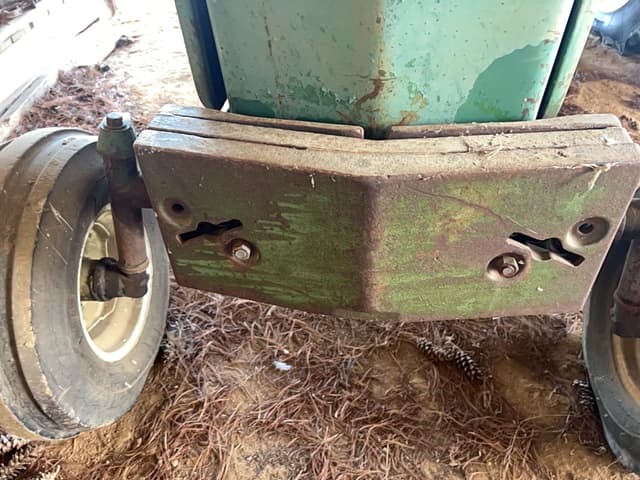 Image of John Deere 3020 equipment image 2