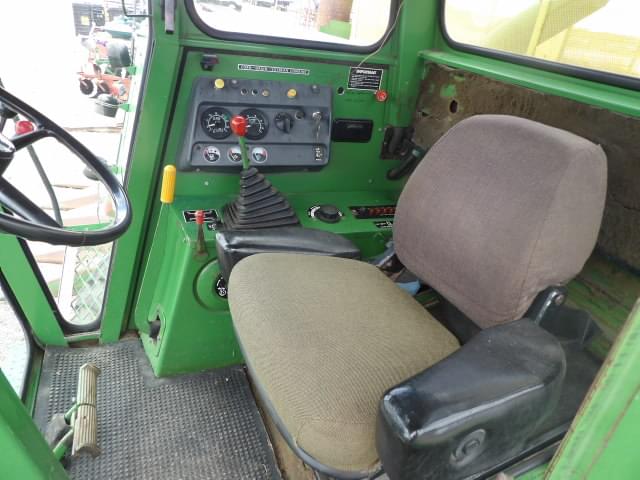 Image of John Deere 7700 equipment image 4