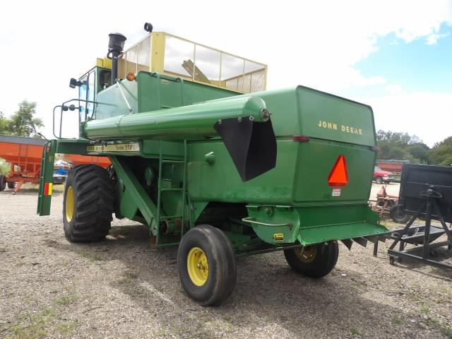 Image of John Deere 7700 equipment image 2