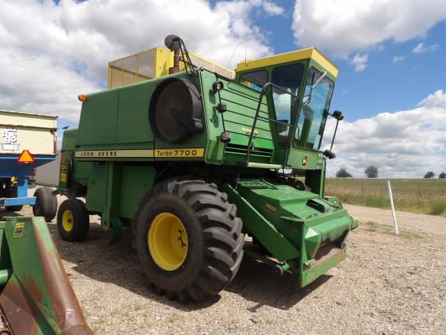 Image of John Deere 7700 Primary image