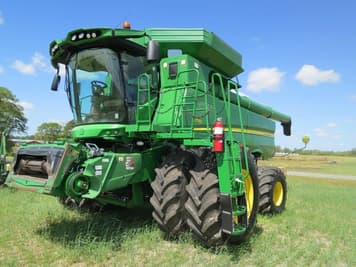 Main image John Deere S770