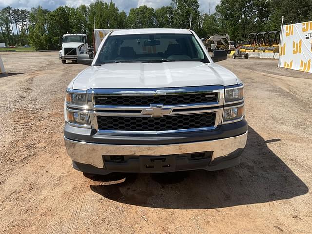 Image of Chevrolet Silverado equipment image 1