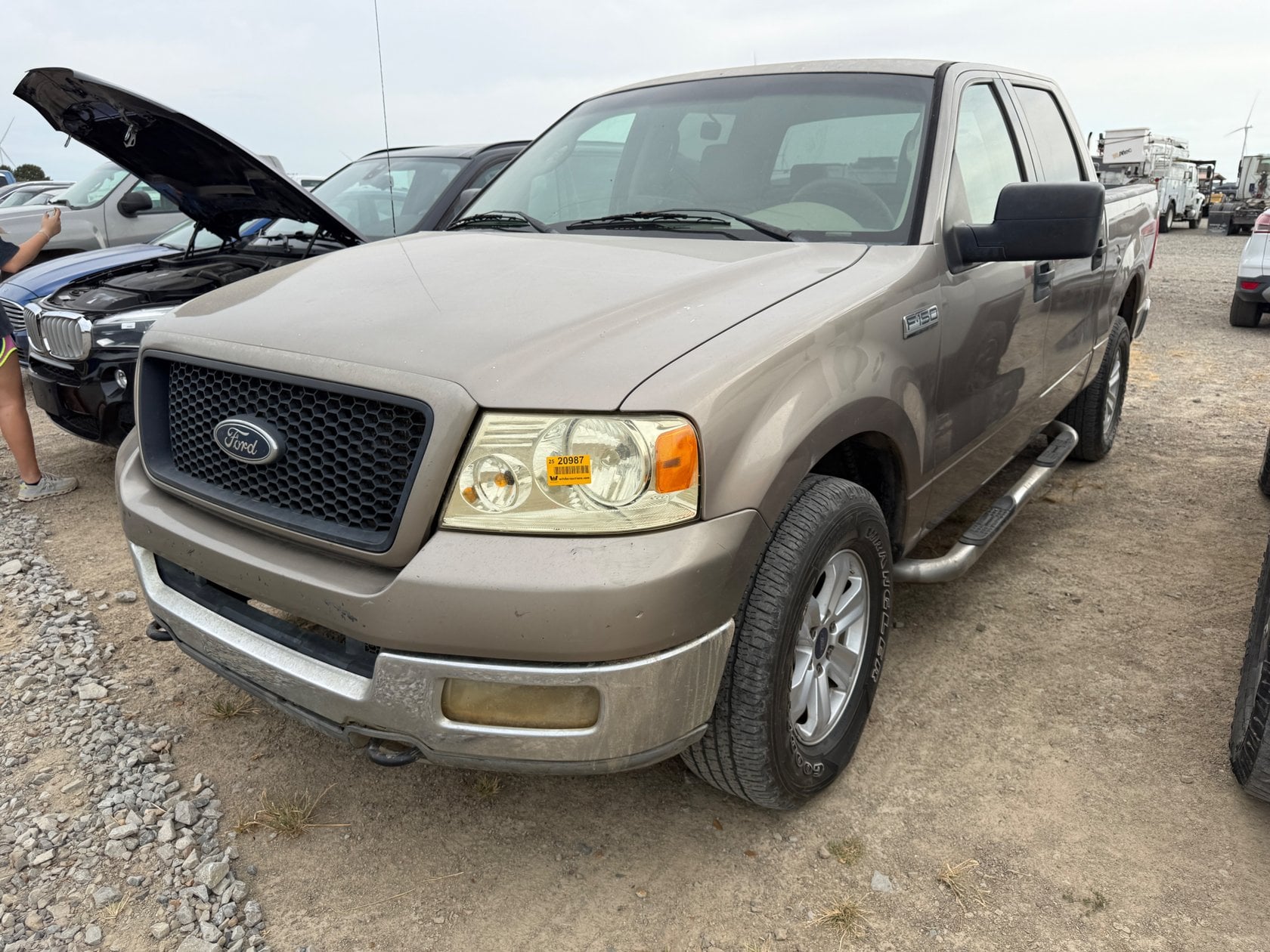 2004 Ford F-150 Equipment Image0