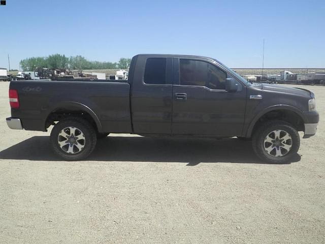 Image of Ford F-150 equipment image 3