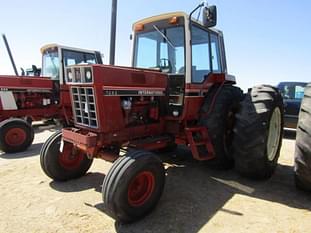 International Harvester 1086 Equipment Image0