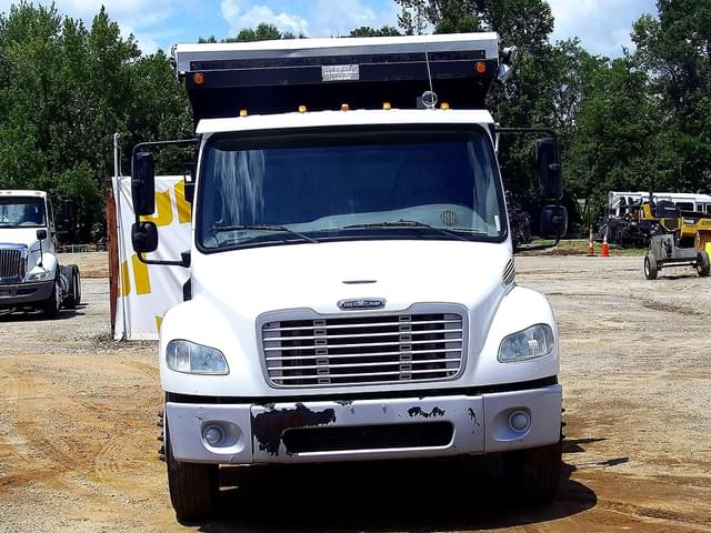 Image of Freightliner M2 equipment image 1